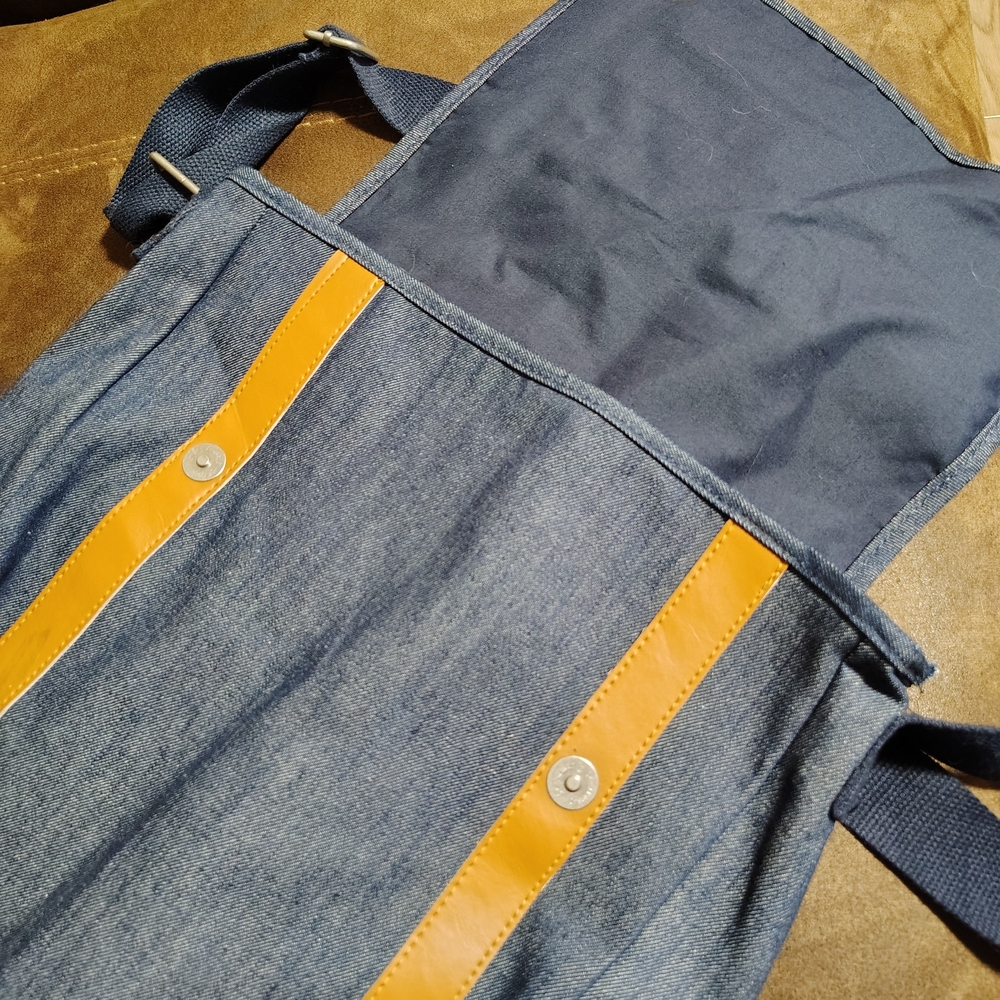 GUESS Blue and Tan Men's Bag - Picture 3 of 4